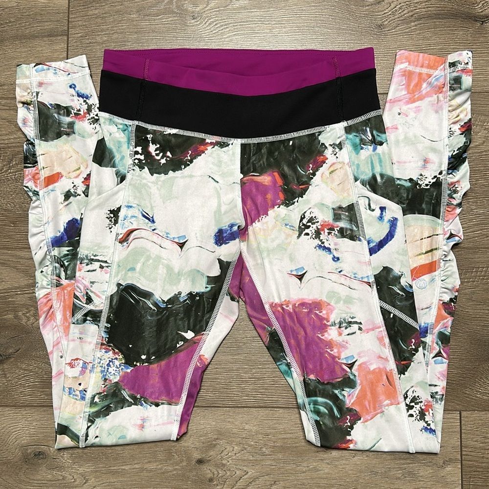 Lululemon Athletica Pink and White Leggings with Artistic Design